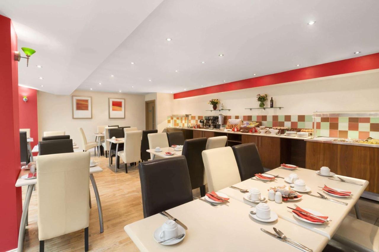 Ramada Hounslow - Heathrow East Hotell Eksteriør bilde